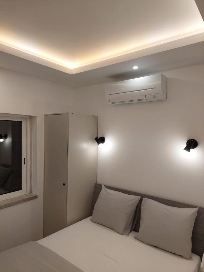 Lisbon South Bay Rooms Almada Bagian luar foto